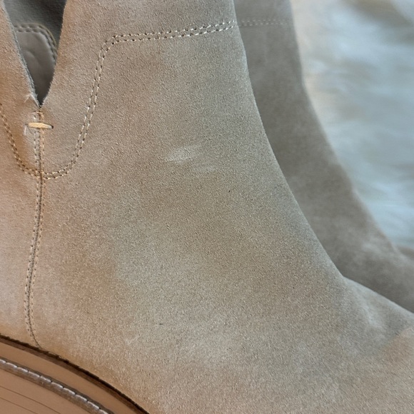 Gianni Bini Griffyn Oat Natural Suede Lug Sole Ankle Boots - Picture 3 of 11